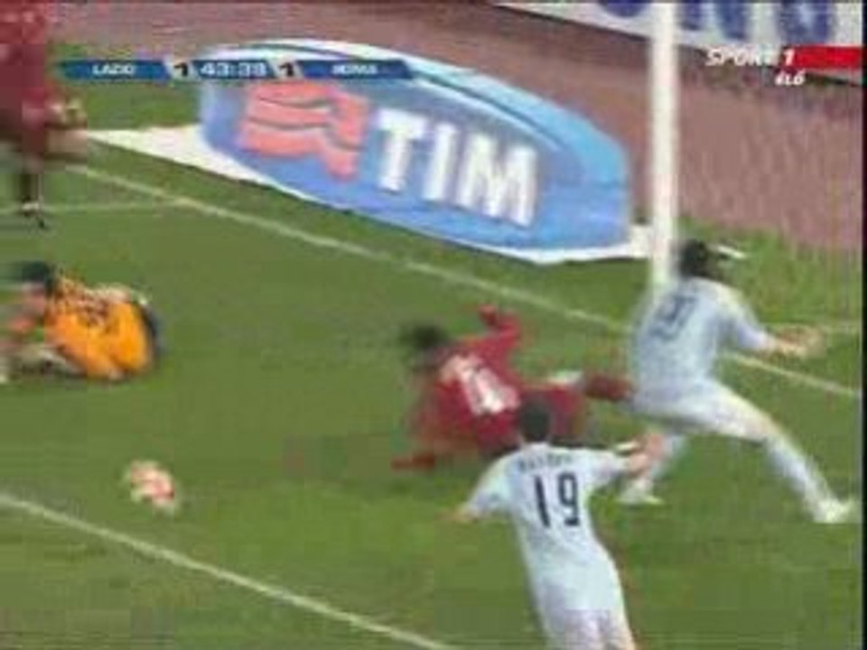 Lazio	1 - 1	AS Roma Pandev www.livetvfootball.com