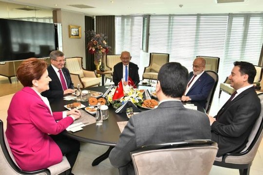 9 saatlik toplantı sonrası 6'lı masadan ortak bildiri: Erdoğan'ın bir kez daha aday olması mümkün değildir