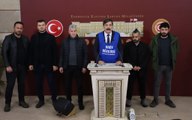 Erkan Baş ‘grev gözcüsü’ önlüğünü giydi, işçilerin sesini Meclise taşıdı