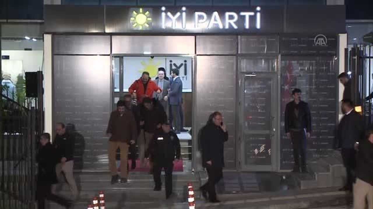 Altı muhalefet partisi genel başkanının İYİ Parti Genel Merkezi'ndeki toplantısı sona erdi