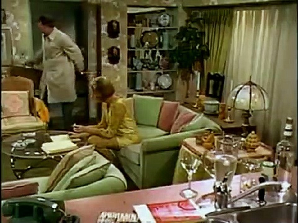 Mary Hartman, Mary Hartman - Se2 - Ep153 HD Watch