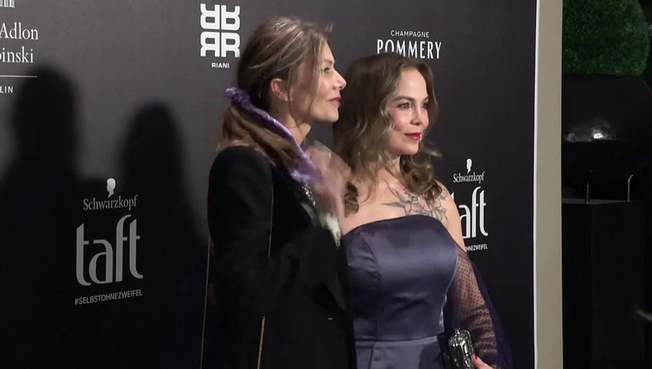 Kampf für Gleichberechtigung: Frauen100 laden Prominente ins Adlon