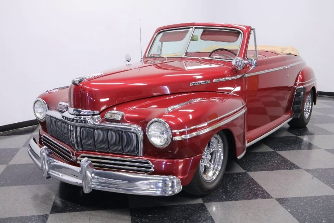 1948 Mercury Eight Club Convertible classic cars show. Muscle cars American video سيارات كلاسيكيه
