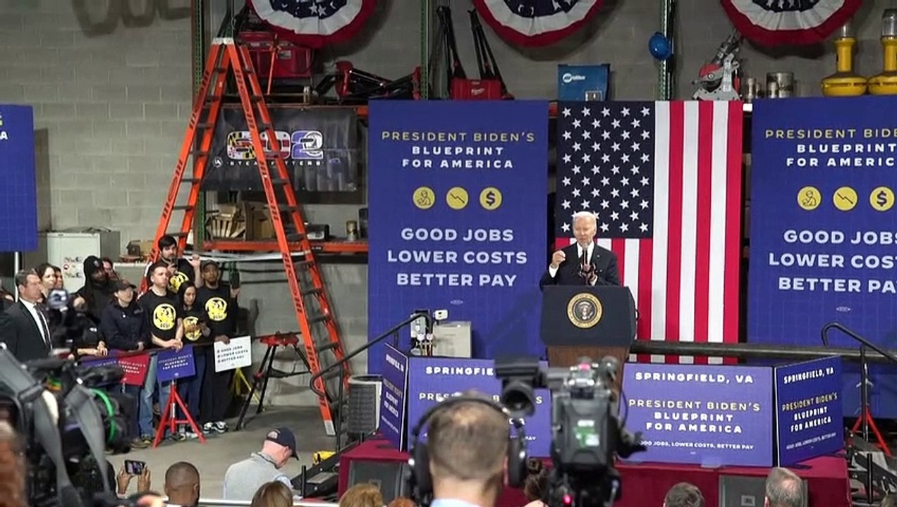 Biden acusa a republicanos de querer sembrar el "caos" económico