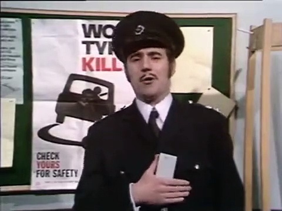 Monty Python's Flying Circus - Se3 - Ep09 HD Watch