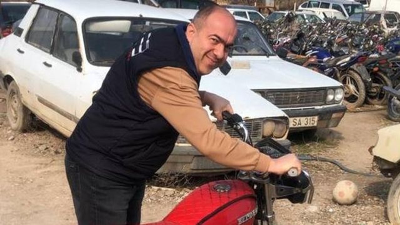 Çalınan motosikletine 16 yıl sonra kavuşan adam büyük mutluluk yaşadı: Gerçekten anlatılabilecek bir duygu değil