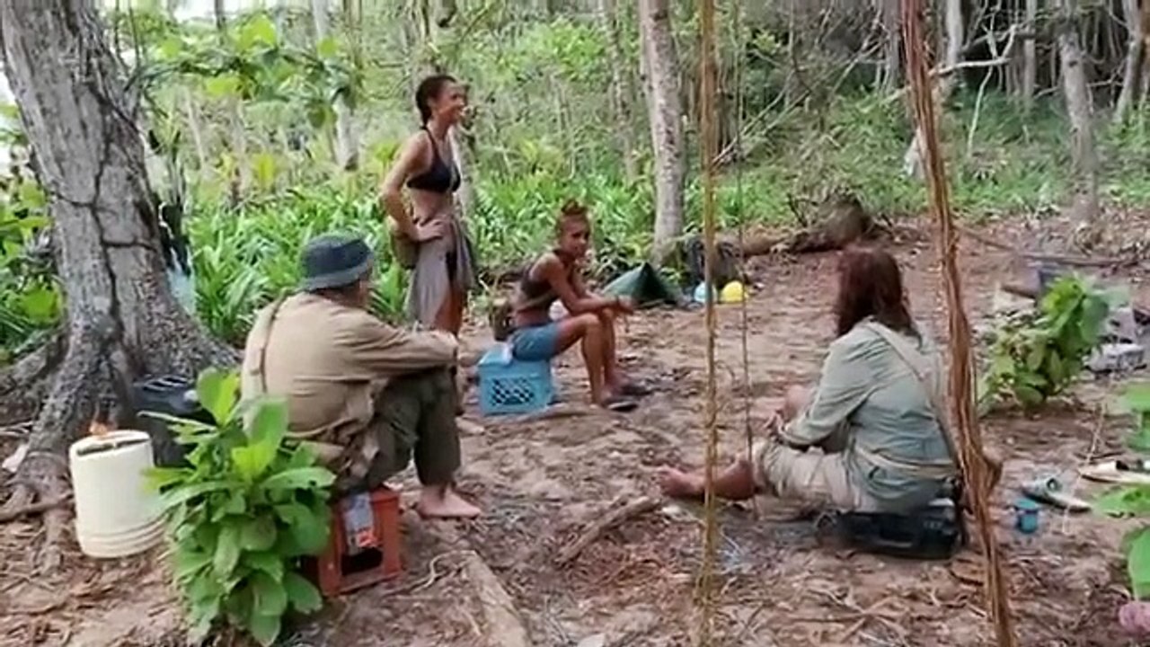 Celebrity Island with Bear Grylls - Se2 - Ep03 HD Watch