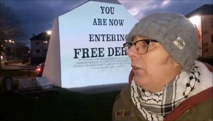 Скачать видео: Free Derry Corner art project shines spotlight on brutality of imperialism this Bloody Sunday weekend 