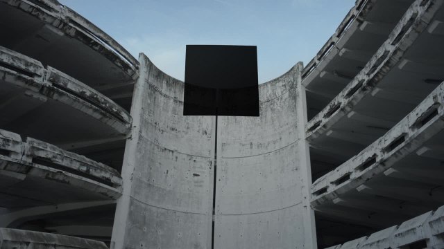 Massimo Dutti Studio 1