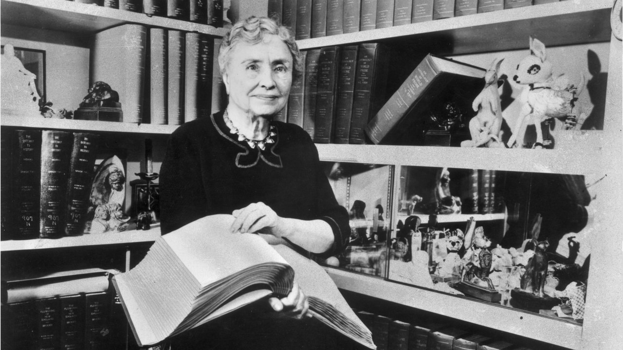 Helen Keller : sourde, muette, aveugle et écrivaine militante au service des minorités