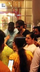 Fans के बीच घिरे Tiger Shroff #shorts