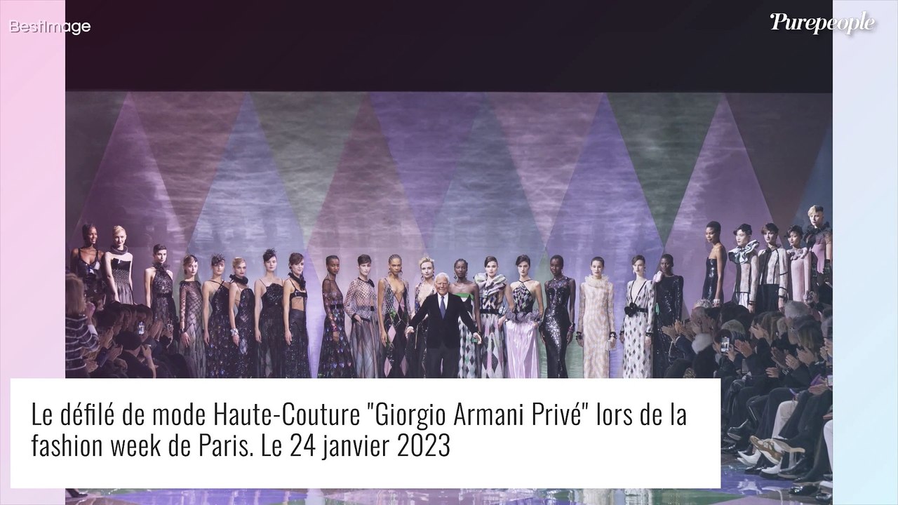 Carla Bruni pose avec sa soeur Valeria Bruni-Tedeschi : apparition très complice loin du scandale