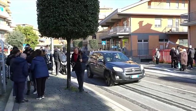 Incidente a Roma, morti cinque ragazzi. I residenti: Paura a passare sulle strisce