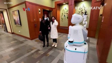Moxi, Perawat Robotik yang Ringankan Tugas Nakes