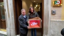 Pd, Picierno consegna firme a sostegno Bonaccini: 
