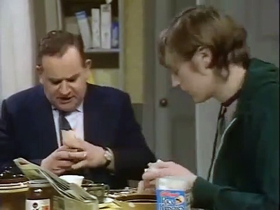 Going Straight - S01 E05 - Going, Going, Gone