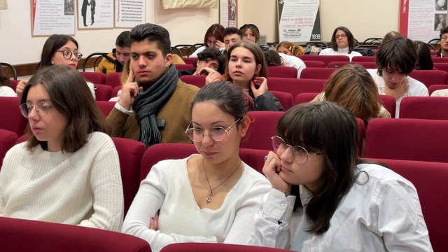 Giornata della Memoria, l’Accademia di Belle Arti di Catanzaro accanto all’IIS “De Nobili” per la mostra dedicata al ricordo degli orrori della Shoah