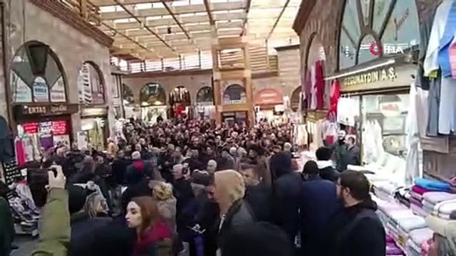 Ekrem İmamoğlu Bursa Kapalı Çarşıda Başkan Erdoğan sloganlarıyla karşılandı