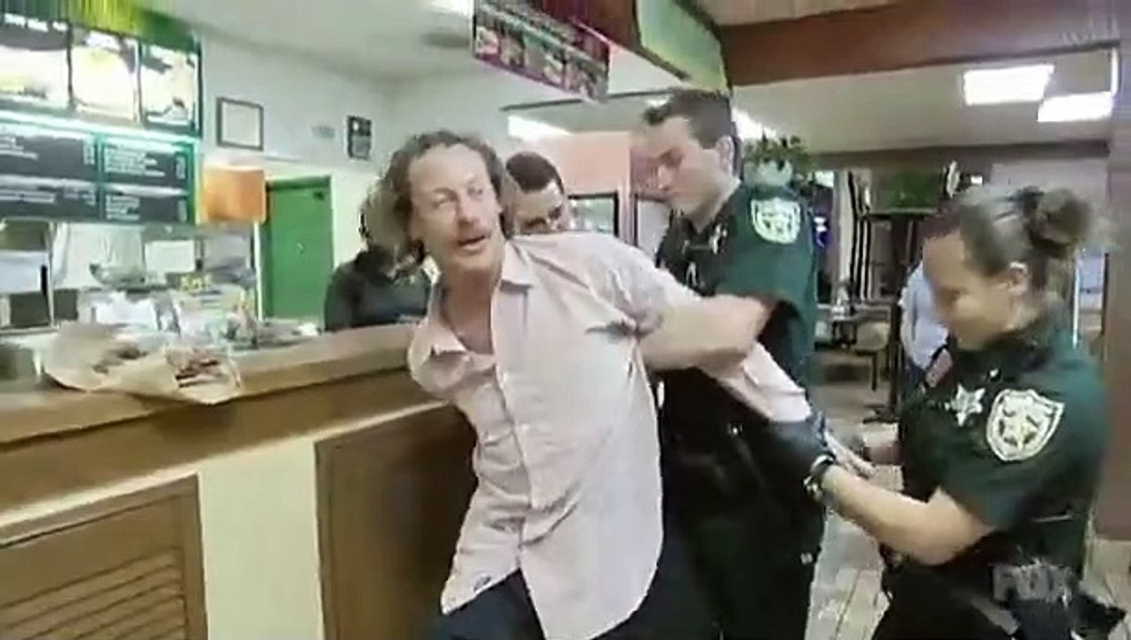 Cops - Se19 - Ep11 HD Watch