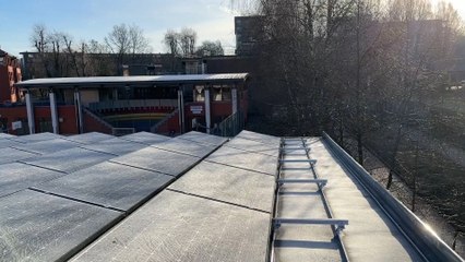 Des panneaux solaires pour amorcer la transition écologique dans les écoles