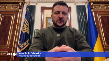 Zelensky visita Memorial de vítimas do Holocausto e diz que 'indiferença mata junto com o ódio'