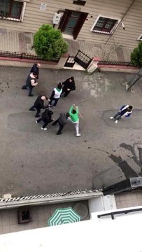 Pendik'te bıçaklı sopalı kavgada ortalık savaş alanına döndü