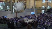 Omaggio del Bundestag alle vittime della furia nazista