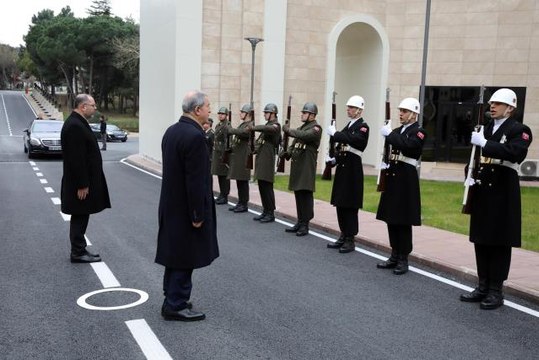Bakan Akar ve beraberindeki TSK komuta kademesi MSÜ'de
