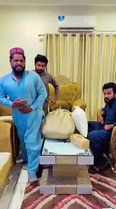 Khzar Omar hotal ma gy