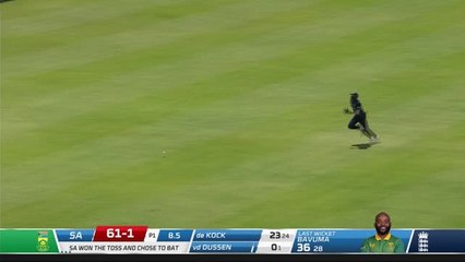 Скачать видео: Van der Dussen hits fourth international century against England