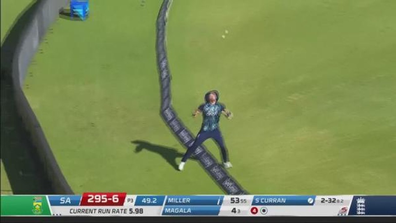 Willey takes outrageous boundary catch