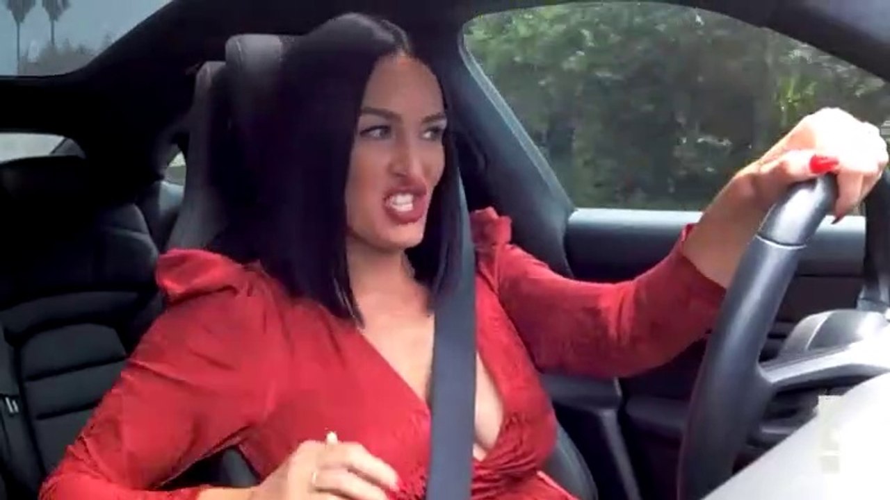 Nikki Bella Says I Do S01E01
