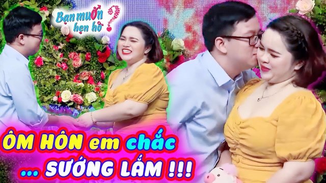 Cô Gái MŨM MĨM Xinh Như Búp Bê Khiến Chàng Trai Vừa Gặp Đã Xin ÔM HÔN Say Đắm Bạn Muốn Hẹn Hò