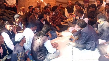 अपने हकों की आवाज उठाने वाले सरपंचों की पंचायतों को टारगेट नहीं करे सरकार : सांसद बेनीवाल