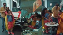 Rupali Ganguly Mercedes Benz Car खरीदकर Showroom पर की पूजा, जानिए कितनी महंगी है New Car | Boldsky