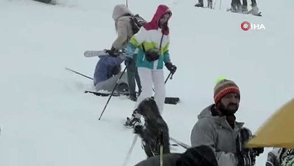 Kar geri geldi; Uludağ özüne döndü!