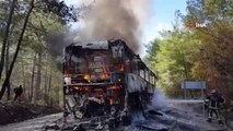 Güney Koreli turistleri taşıyan tur otobüsü alev alev yandı