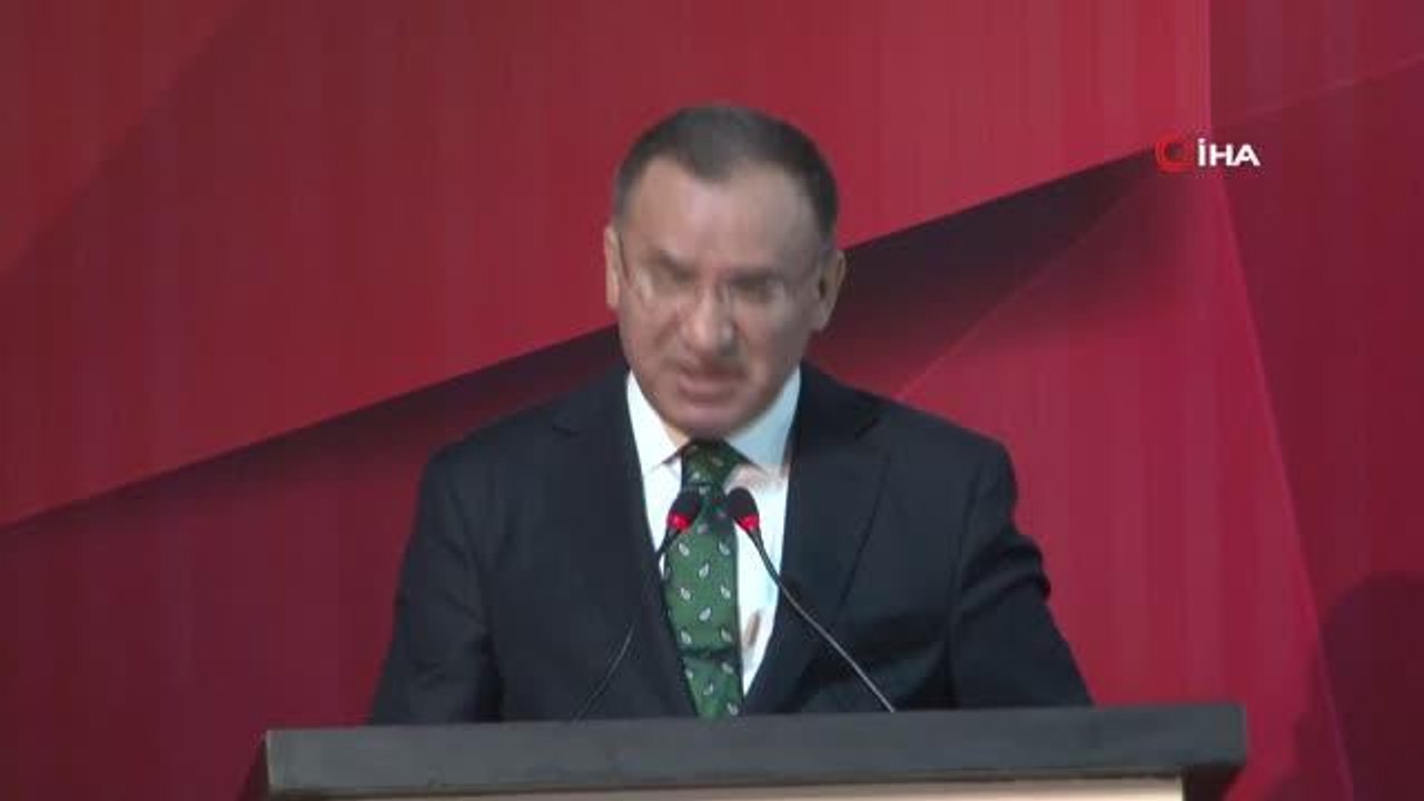 Bakan Bozdağ: "Tevrat'a, İncil'e, Hristiyanlığa, Yahudiliğe karşı bir fiil olunca hukuk hemen ayağa kalkıyor, gereğini yapıyor, Müslümanlara dönük...