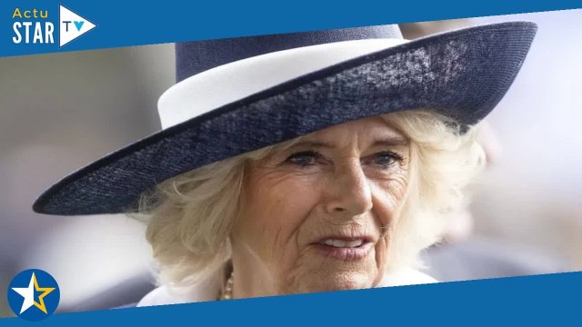 Rarement diagnostiquée : Camilla Parker Bowles bouleversée en évoquant la souffrance de sa mère dé