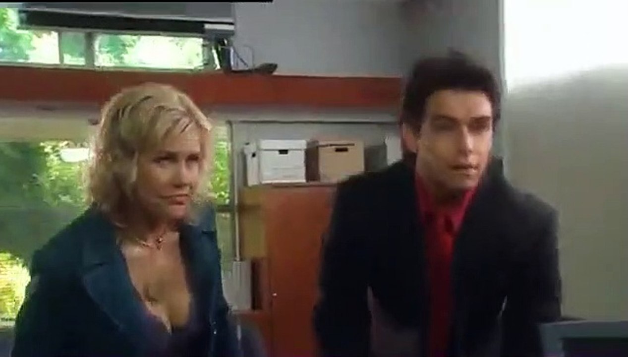 Outrageous Fortune - Se1 - Ep12 HD Watch