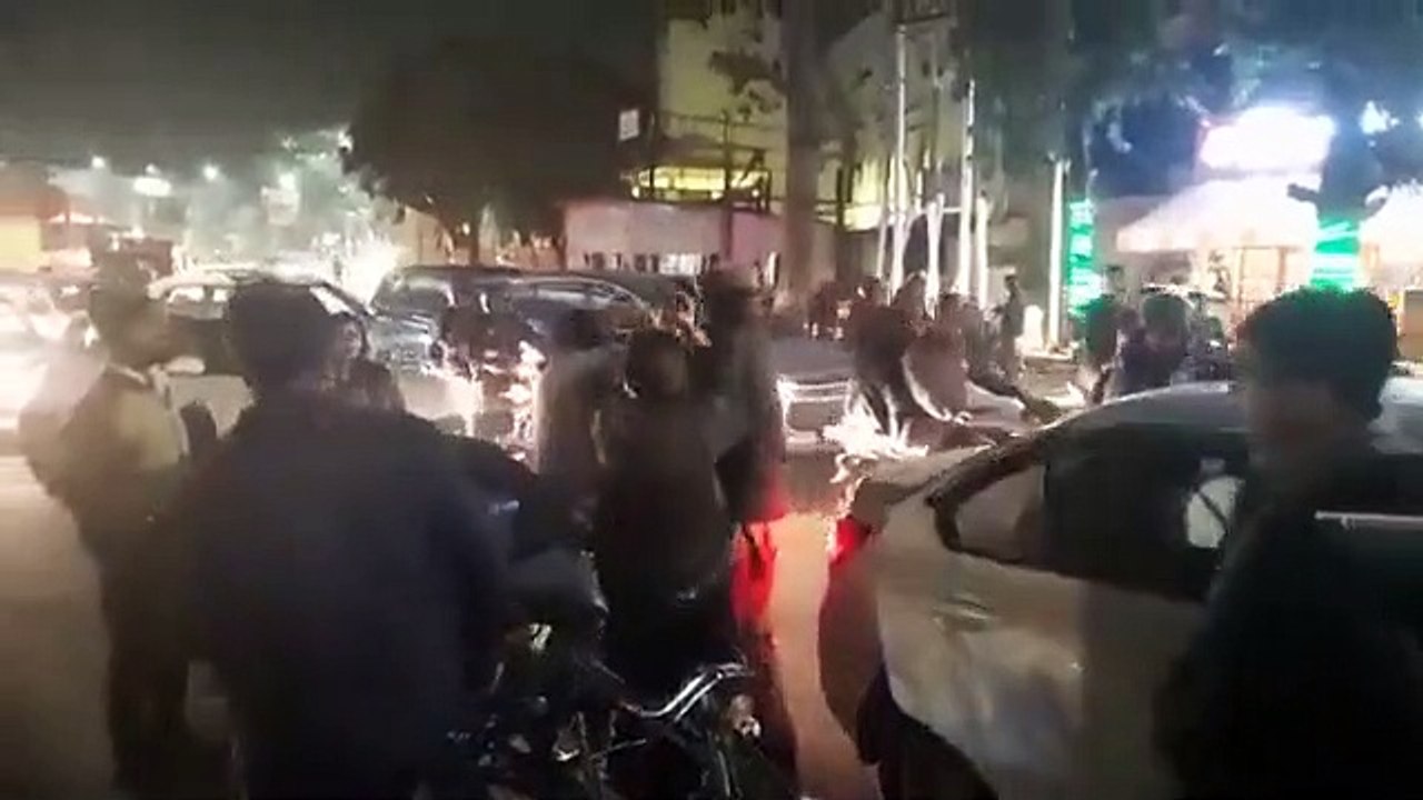 राजधानी में थप्पड़ गर्ल ने सुर्खियां क्या बटोरी मानों गरीबों पर अत्याचार का चलन ही आ गया।