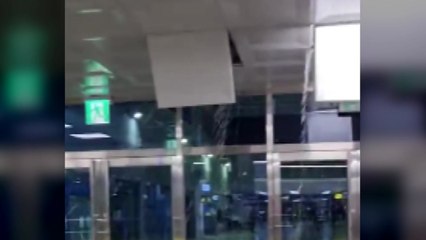 경전철 회룡역사 천장 누수...이용객 한때 대피 / YTN