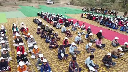 यहां हुआ पहला बर्ड फेस्टीवल