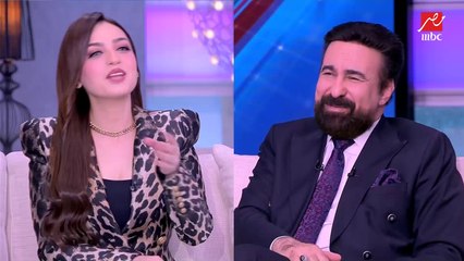 طارق الدسوقي: بحب الست اللي اتجوزها تجيب لي صينية الأكل في السرير كنوع من الدلع.. وياسمين عز تؤكد: دي أساسيات مش دلع !!