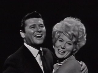 Gordon MacRae - When The Children Are Asleep (Live On The Ed Sullivan Show, July 31, 1960)