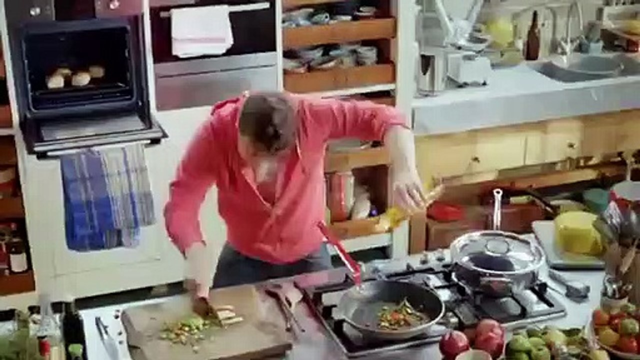 Jamie's 15-Minute Meals - Se1 - Ep40 HD Watch