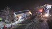 Yolcu otobüsünün devrilmesi sonucu 3 kişi öldü, 25 kişi yaralandı