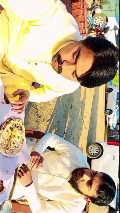 Parizaad and Kamali funny video