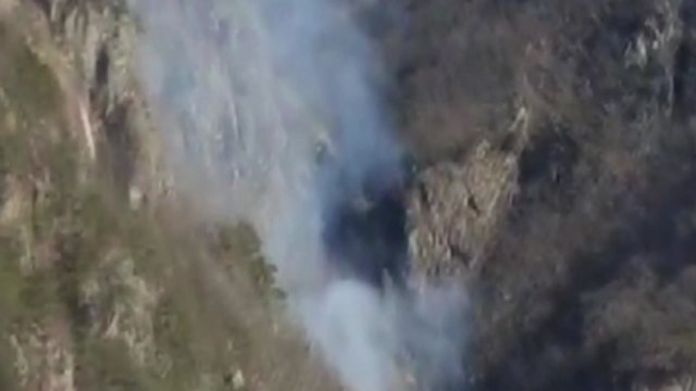 사찰에서 낙엽 태우다 산불...임야 천㎡ 소실 / YTN