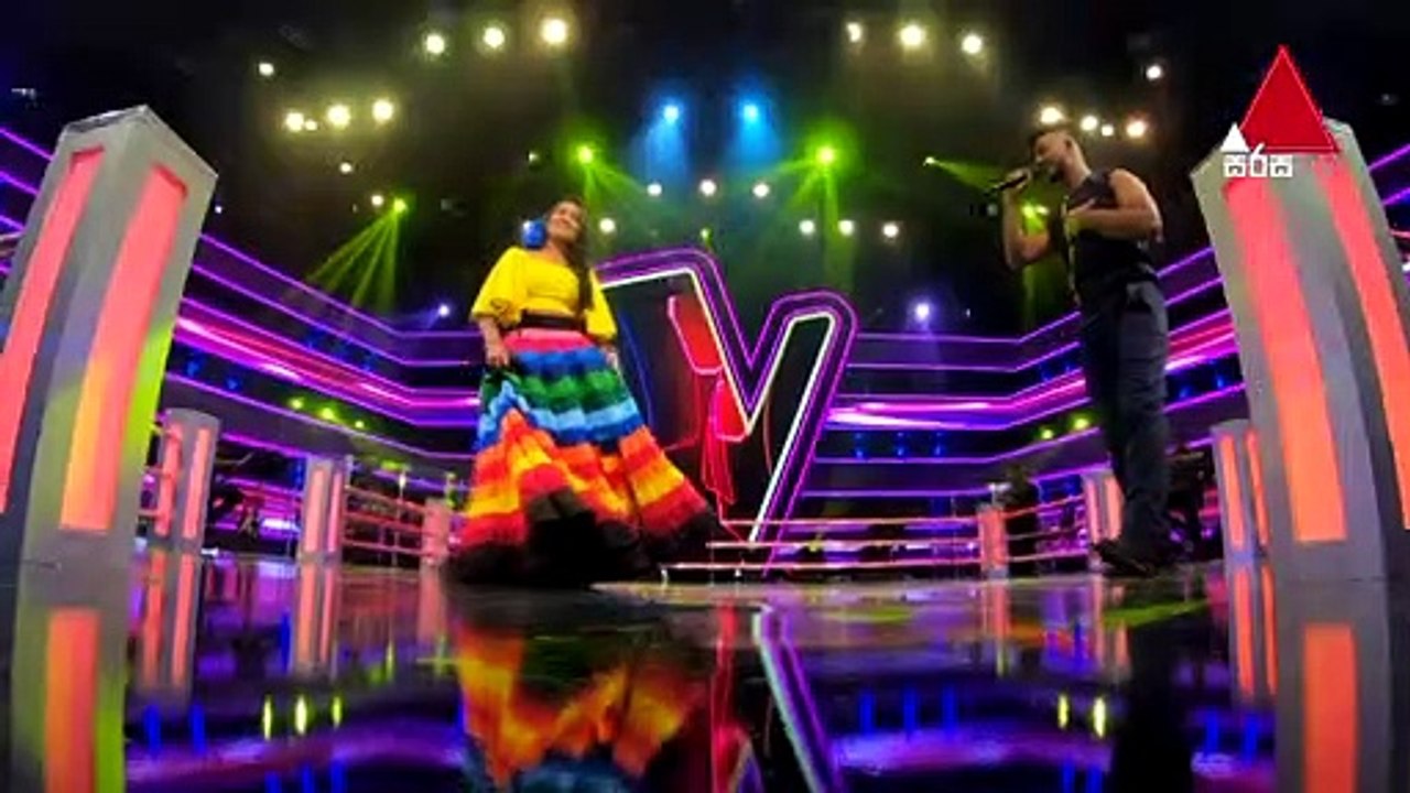 අද්විතීය හඬ පෞර්ෂයන් දෙකක් කරට කර ගැටෙන හඬ සංග්‍රාමය